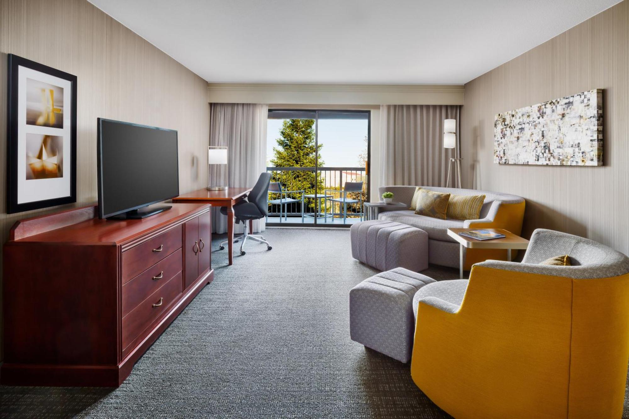 Courtyard By Marriott Roseville Galleria Mall/Creekside Ridge Drive Bagian luar foto