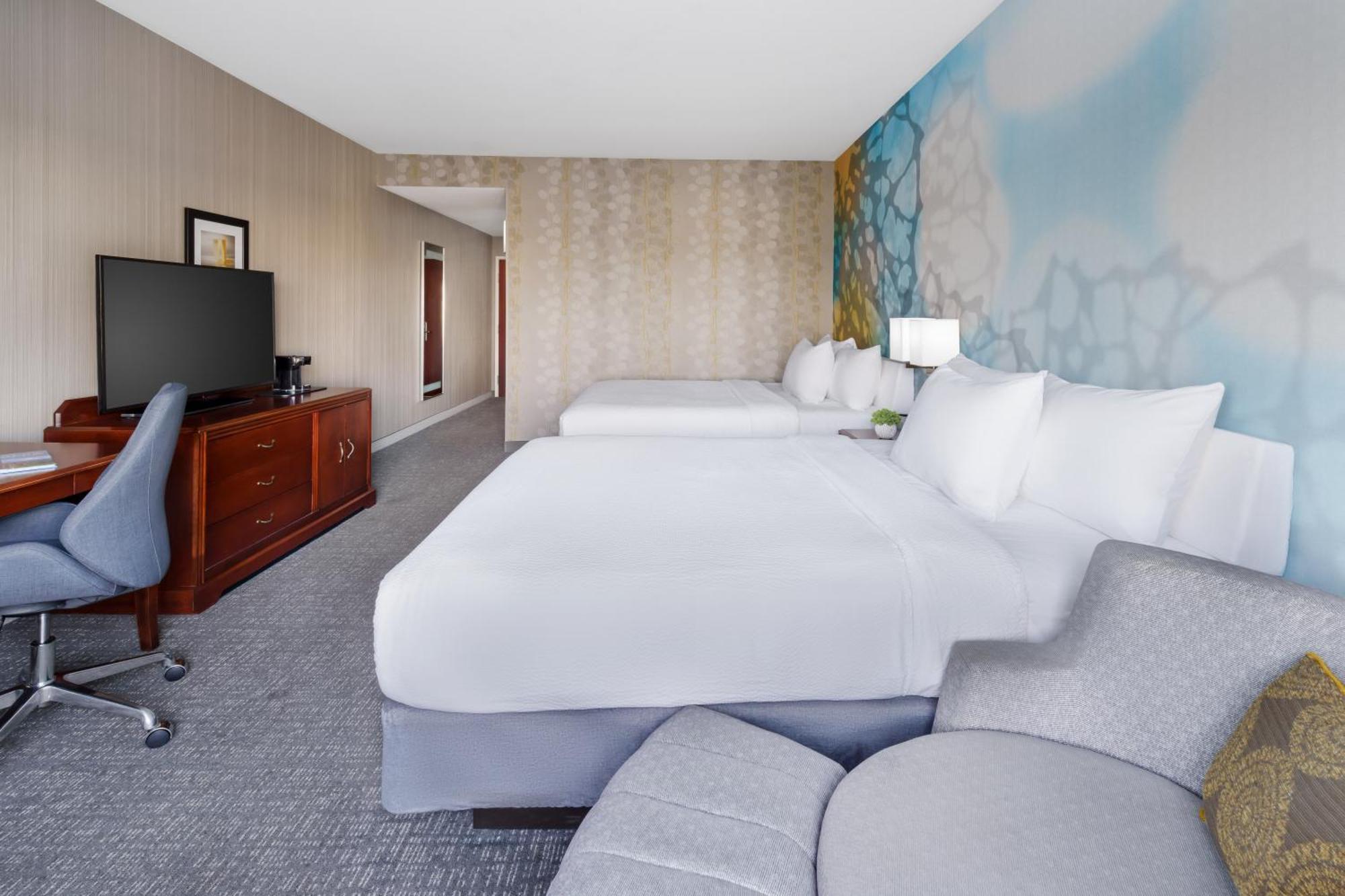 Courtyard By Marriott Roseville Galleria Mall/Creekside Ridge Drive Bagian luar foto